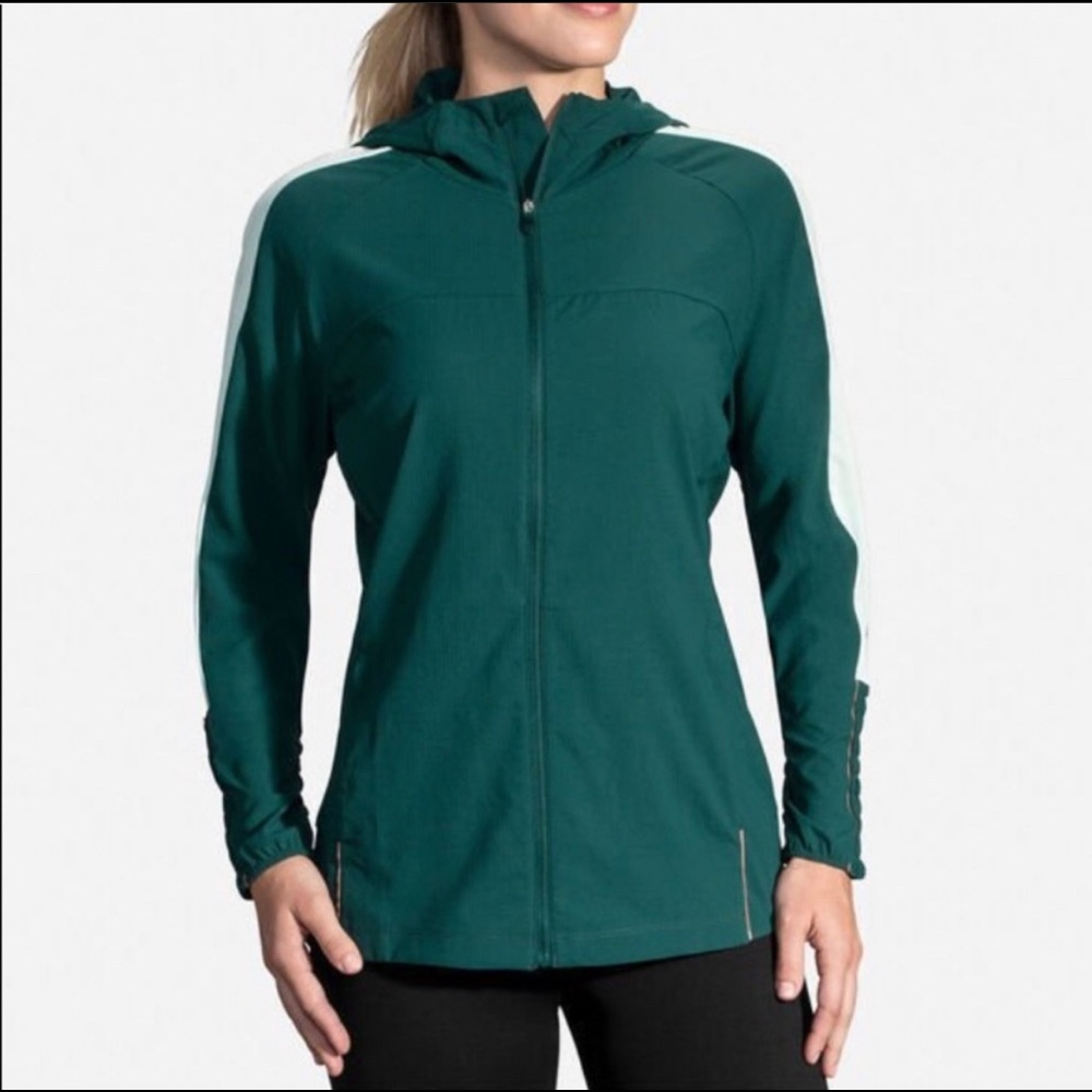 NWT-Brooks Canopy Jacket